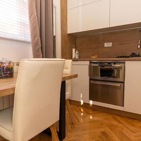 Frui Centro Zagreb Apartment Luaran gambar