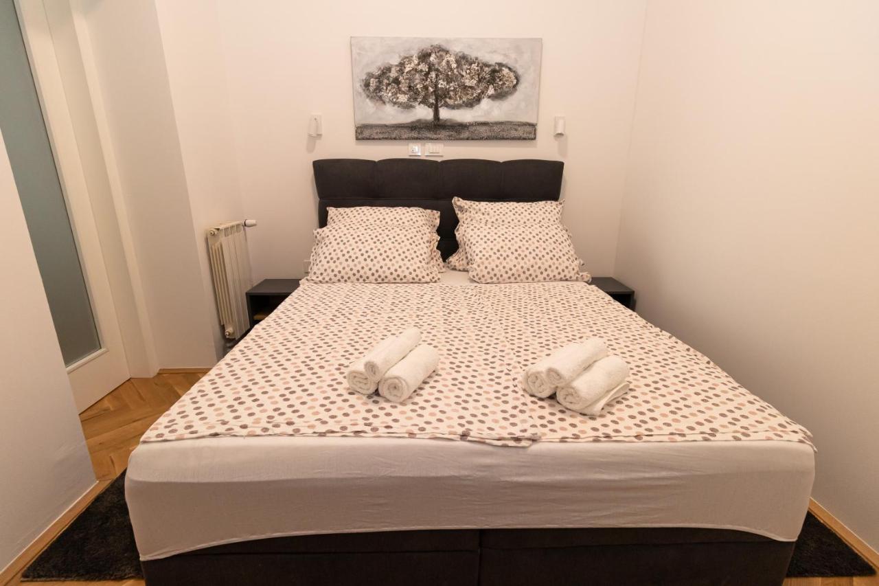 Frui Centro Zagreb Apartment Luaran gambar
