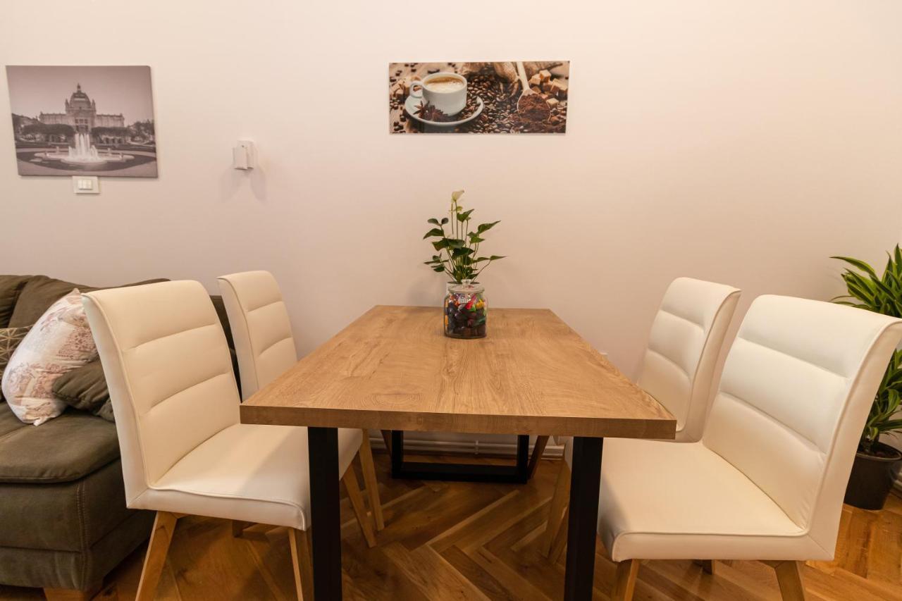 Frui Centro Zagreb Apartment Luaran gambar