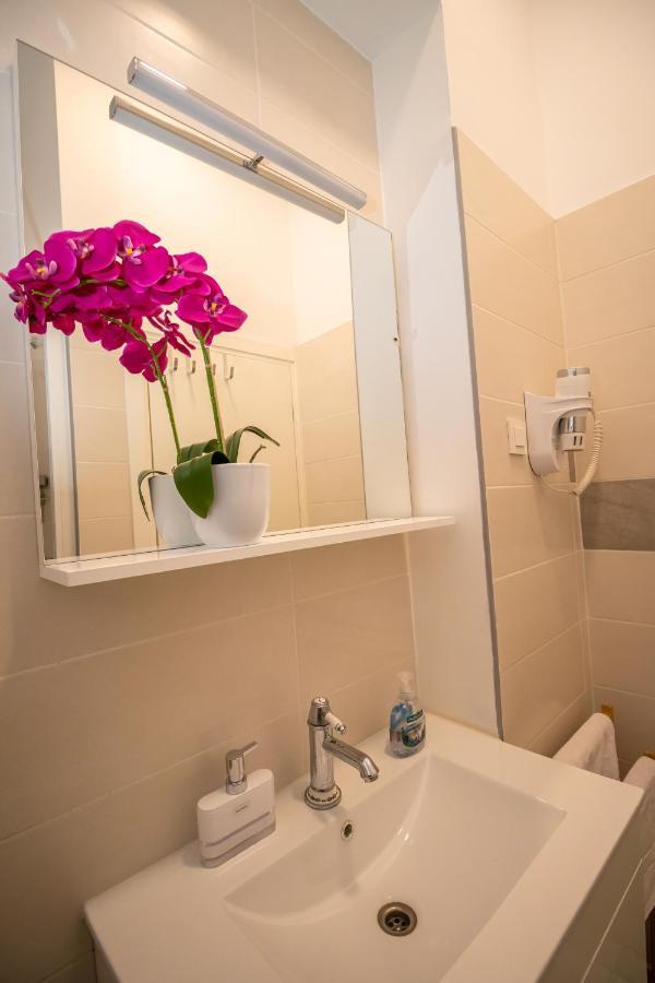 Frui Centro Zagreb Apartment Luaran gambar