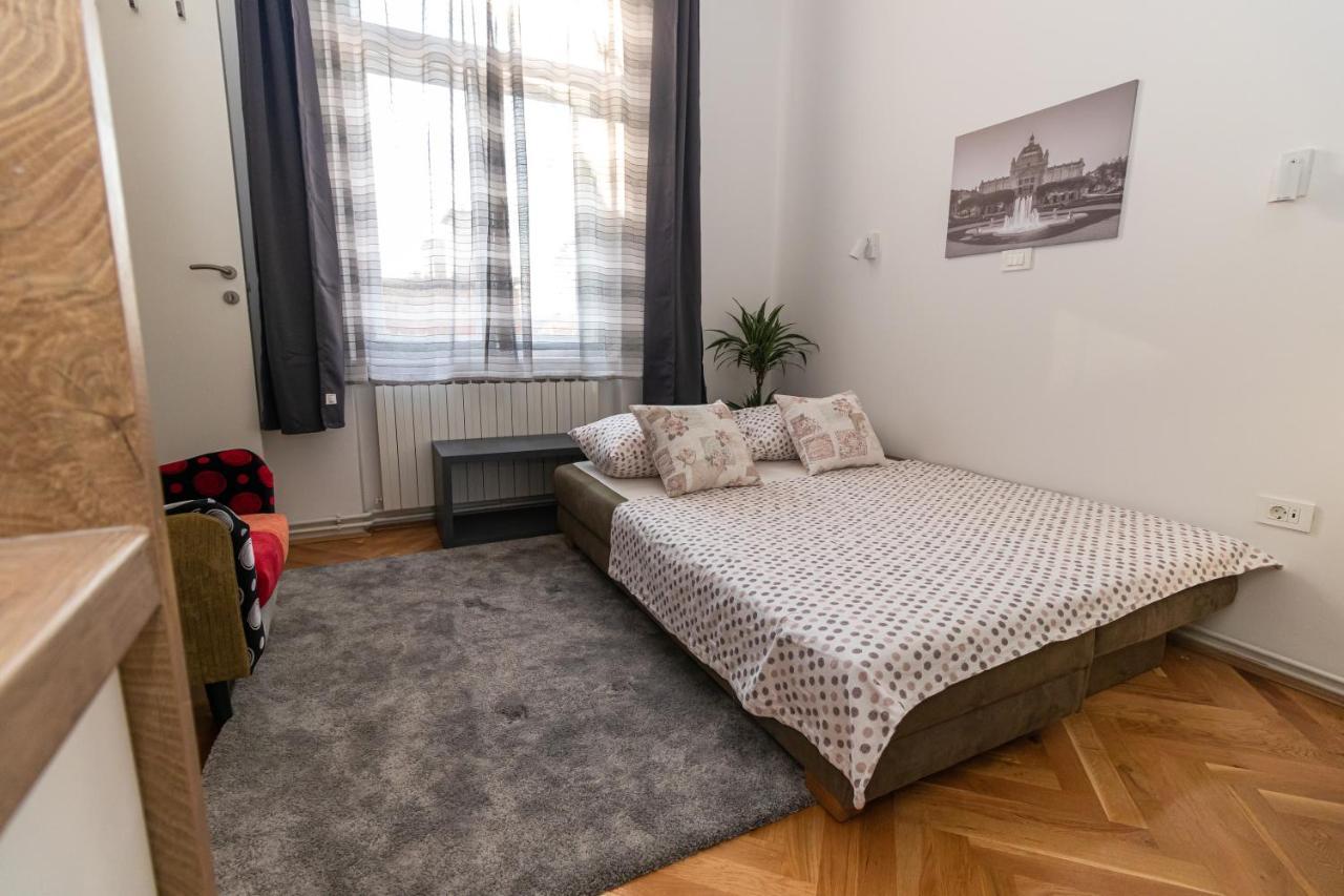 Frui Centro Zagreb Apartment Luaran gambar